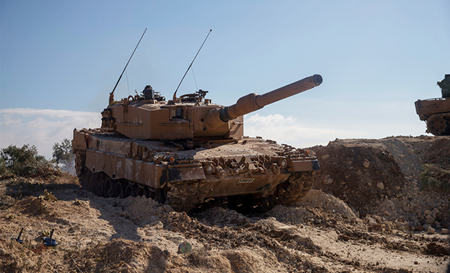 German Leopard Tanks Rolling Into Syria