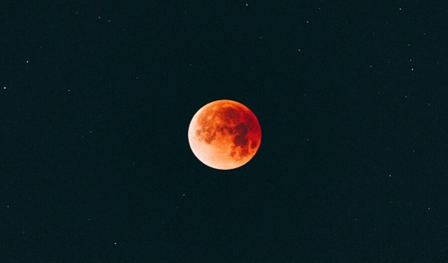 Blood Moons—Do They Fulfill Bible Prophecy?