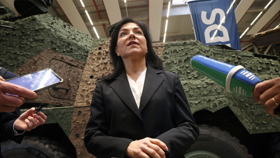 De Duitse Katherina Reiche: Van Economie- naar Wapenminister